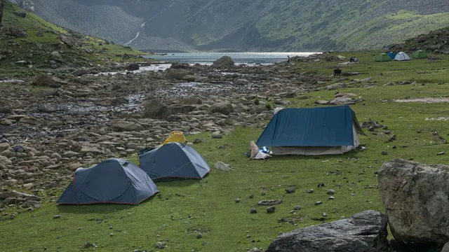 trekking-banned-in-jammu-and-kashmir-after-pahalgam-terror-attack-tourists-advised-to-avoid-offbeat-locations