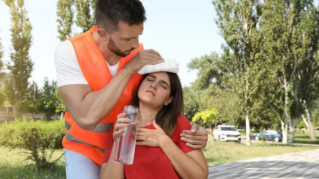 emergency-first-aid-for-heat-stroke-what-you-should-and-shouldnt-do-know-from-doctor