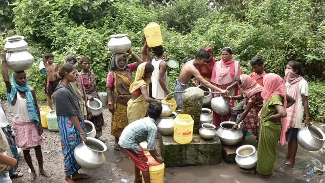 rising-temperatures-cause-water-scarcity-in-tribal-areas-of-maharashtra-bilgaon-hendrepada-among-affected