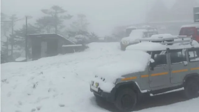 sandakphu-snowfall-west-bengal-highest-mountain-peak-receives-may-first-snowfall-watch