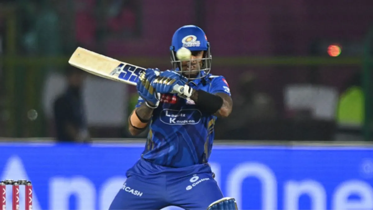 rajasthan-royals-vs-mumbai-indians-match-scorecard-ipl-2025-suryakumar-yadav-scripts-history-becomes-first-ipl-player-to-score-25-or-more-runs-in-11-consecutive-matches