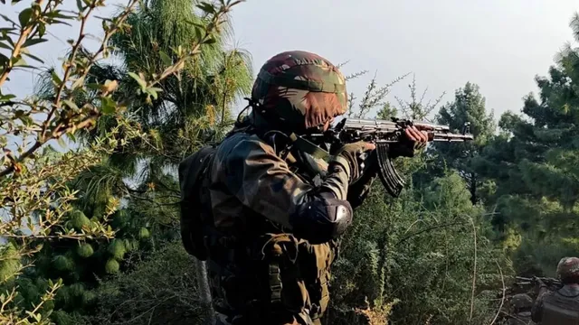 pakistani-troops-violate-ceasefire-for-eighth-straight-days-indian-army-responds-in-proportionate-manner