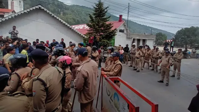 uttarakhand-protests-erupt-in-haldwani-over-illegal-businesses-by-outsiders-four-detained-officials-assure-action
