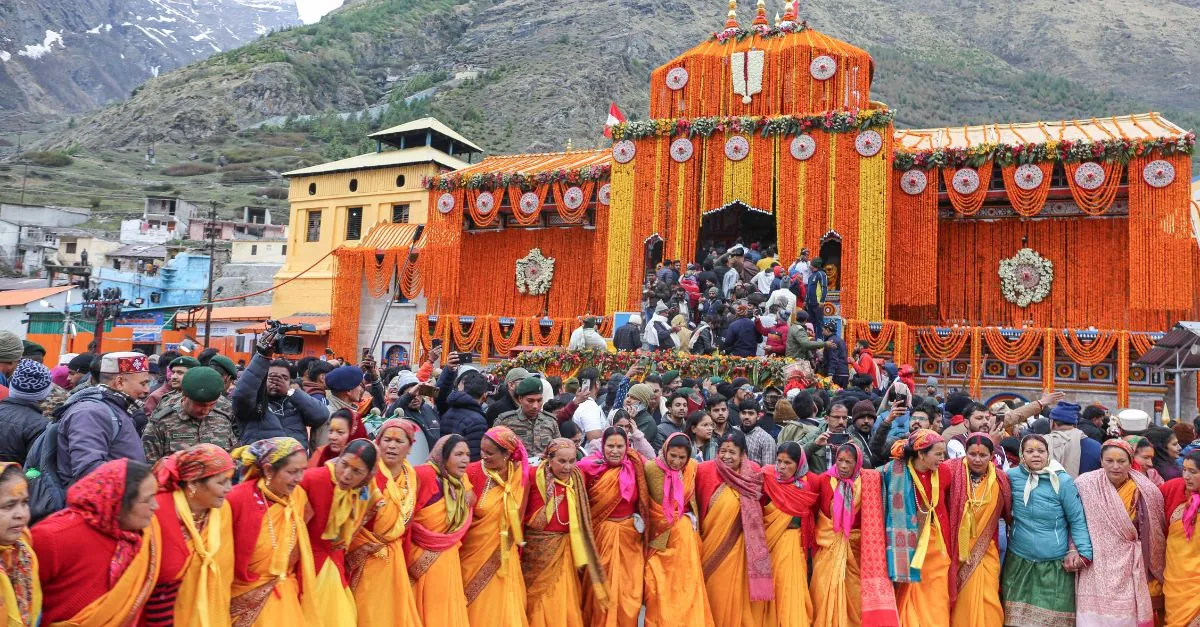 uttarakhand-badrinath-temple-portals-reopen-after-six-months-amid-vedic-chants-cm-dhami-attends-event