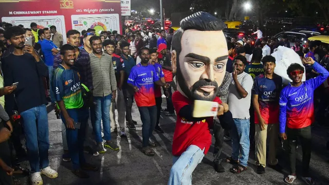bengaluru-four-arrested-for-scalping-ipl-tickets-for-rcb-vs-csk-match-at-chinnaswamy-stadium