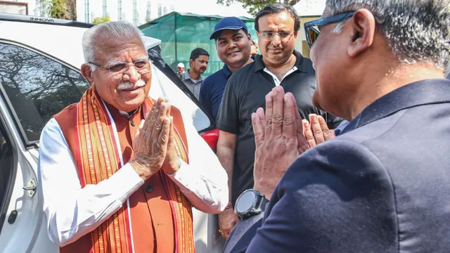 delhi-metro-update-separate-coach-for-goods-transport-manohar-lal-khattar