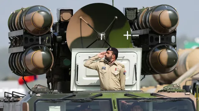 pakistan-desperately-plans-to-increase-defence-budget-by-18-per-cent-amid-war-like-situation-reports