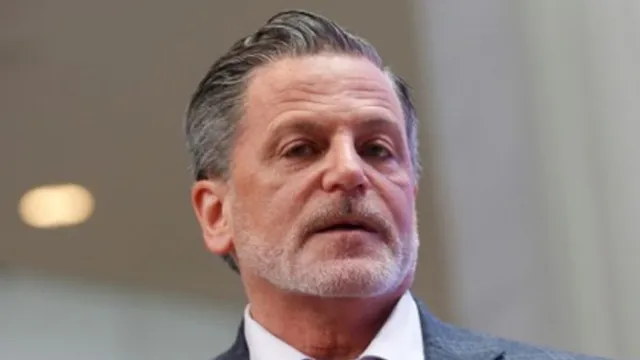 meet-dan-gilbert-from-selling-pots-doortodoor-to-becoming-michigans-richest-man-with-net-worth-in-billions