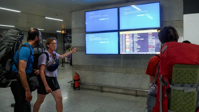 igi-airport-delhi-flights-cancelled-today-operation-sindoor-india-pakistan-airspace-restriction-affected-routes