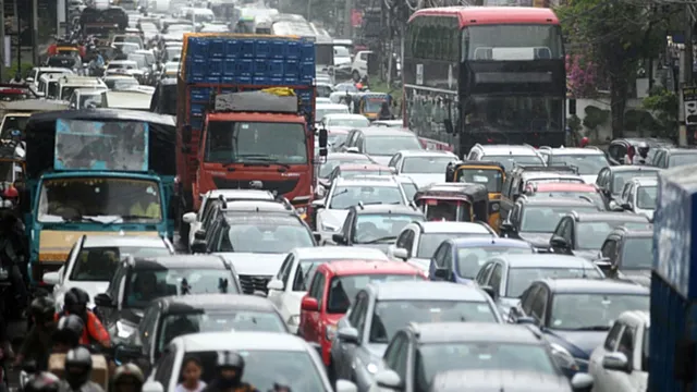 hyderabad-mock-drill-on-may-7-traffic-curbs-announced-in-key-areas-from-4-pm-check-affected-routes