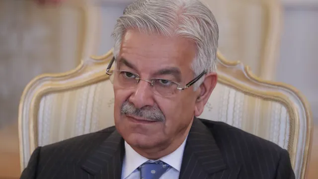 pakistan-defence-minister-faces-live-tv-fact-check-over-bizarre-claim-of-indian-jets-shooting-on-social-media-video