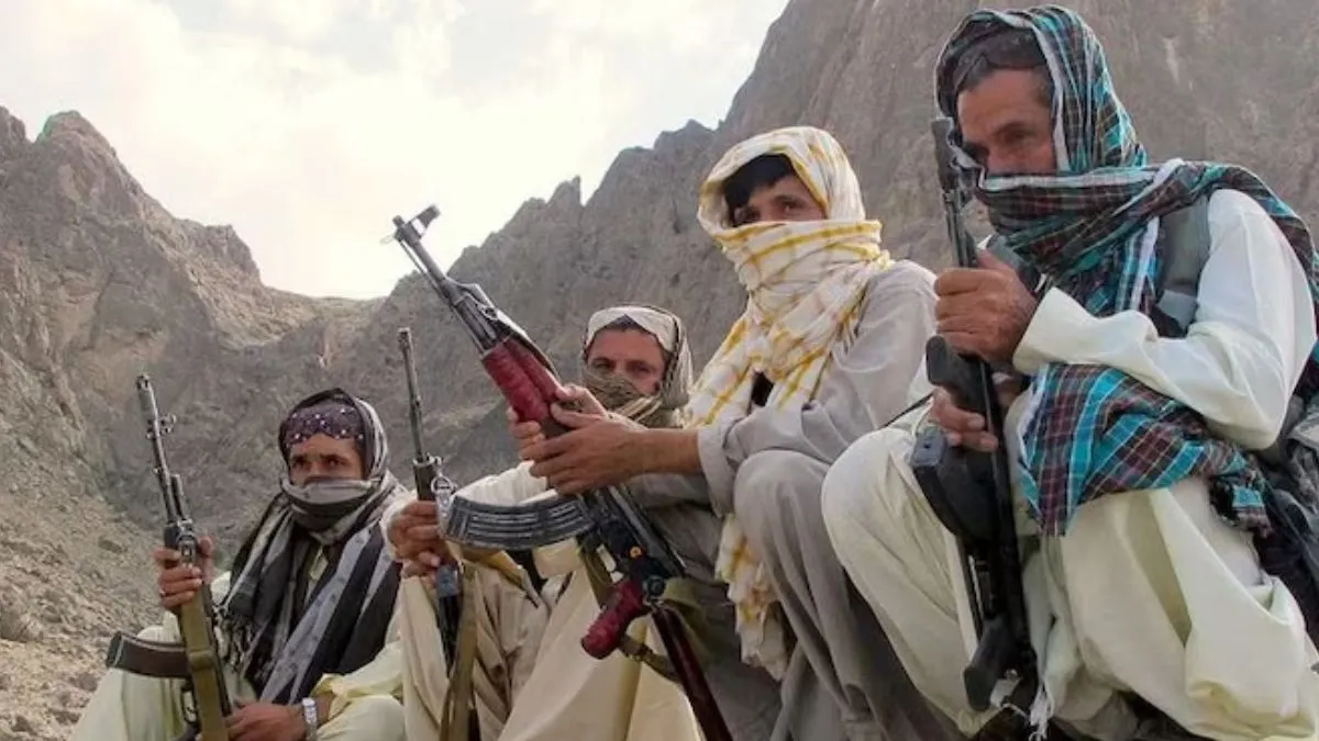 bla-launches-major-assault-on-pakistan-army-posts-in-balochistan-blows-up-key-gas-pipeline