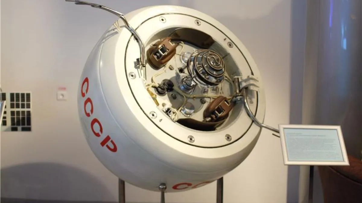 soviet-spacecraft-kosmos482-crashes-to-earth-heres-what-you-need-to-know-about-cold-warera-spacecraft