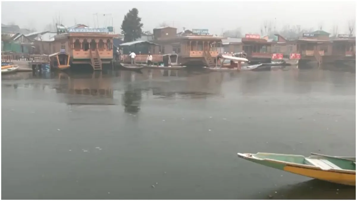 indiapakistan-tensions-missilelike-object-lands-in-dal-lake-drone-neutralised-over-srinagar