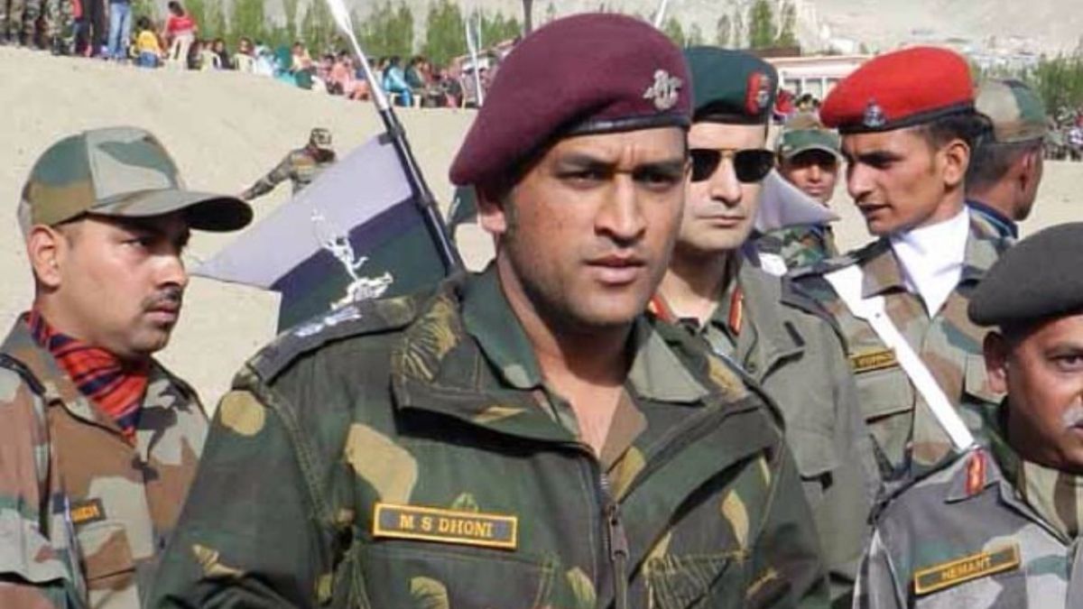 DYK MS Dhoni Is A Lieutenant Colonel In Territorial Army Can He Serve DYK MS Dhoni Is A Lieutenant Colonel In Territorial Army Can He Serve