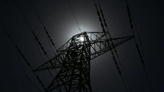 gujarat-imposes-blackout-in-border-districts-of-patan-kutch-and-banaskantha-amid-indiapakistan-conflict