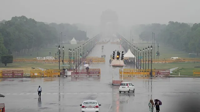 delhincr-weather-imd-predicts-rain-with-thunderstorms-in-national-capital-region-check-forecast