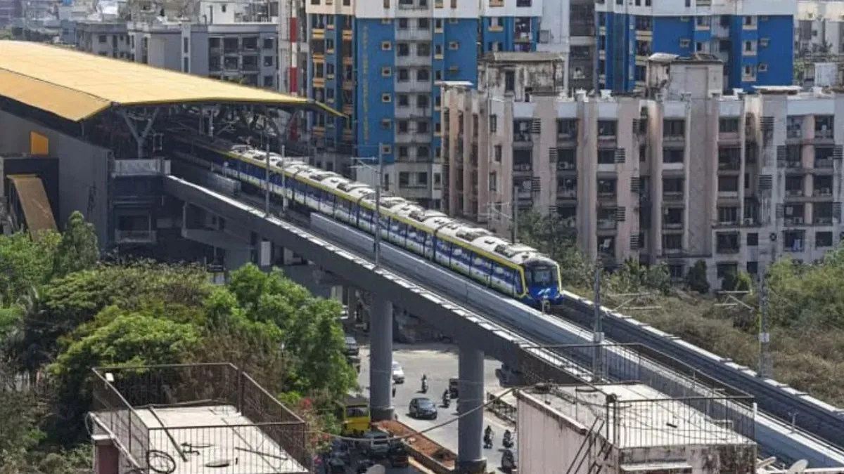 mumbai-metro-line-3-phase-2a-bkc-worli-route-witnesses-26000-passengers-on-opening-day-know-route-other-details