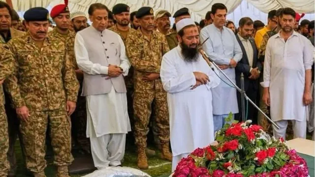 india-exposes-pakistans-lies-as-army-officials-attend-funeral-of-let-terrorist-call-him-innocent-family-man