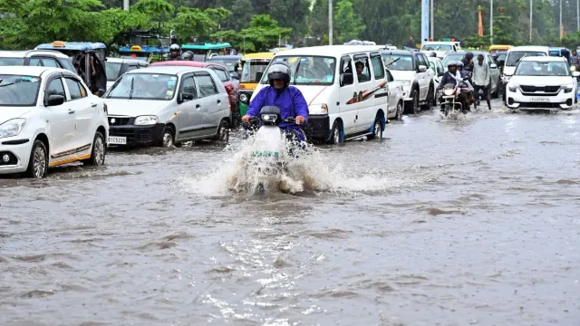 karnataka-weather-bengaluru-to-see-thunder-lightning-today-heavy-rain-to-lash-multiple-districts-mysuru-belagavi-till-may-19