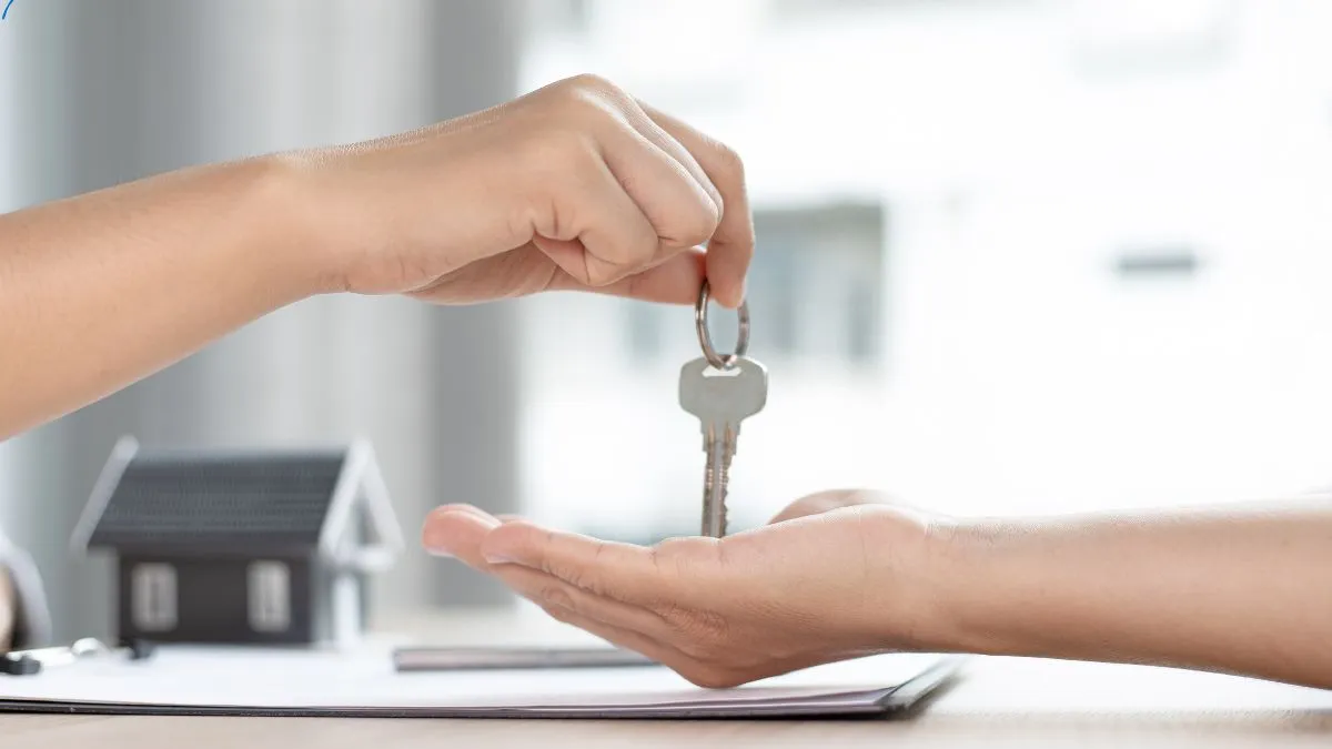 real-estate-market-trends-2025-how-millennials-and-gen-z-are-shaping-the-future-of-luxury-homes