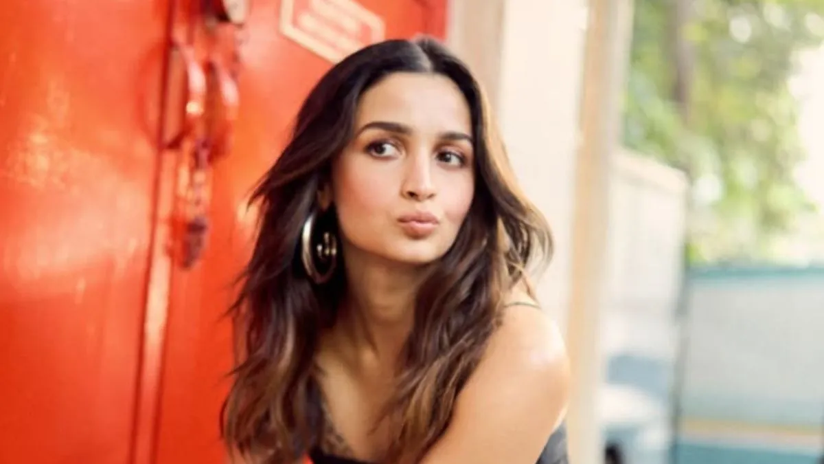 alia-bhatt-to-not-make-cannes-debut-this-year-all-you-need-to-know