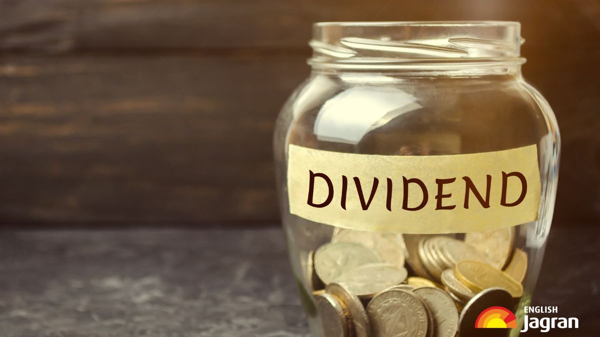 dividend-stocks-in-may-2025-sbi-bajaj-finance-infosys-among-stocks-to-trade-exdate-soon-check-record-dates