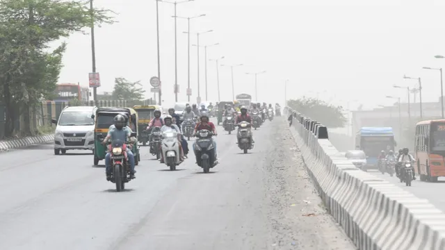 delhi-air-pollution-news-aqi-level-noida-gurugram-haze-dust-storm-visibility-delhi-ncr-weather-forecast-imd-safar-delhi-aqi-today