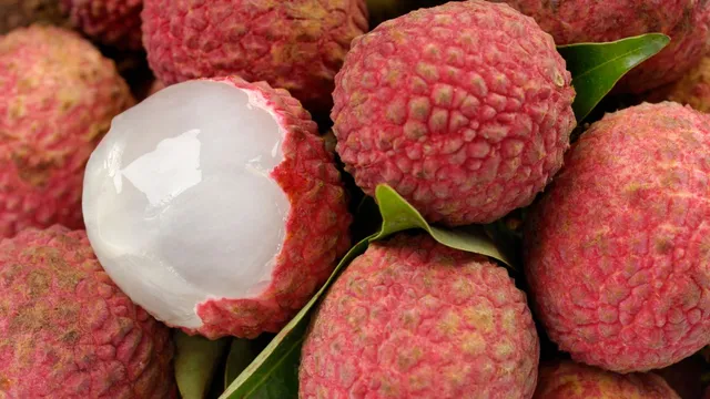 craving-sweet-lychees-in-summer-5-tips-to-pick-the-best-ones-like-a-pro