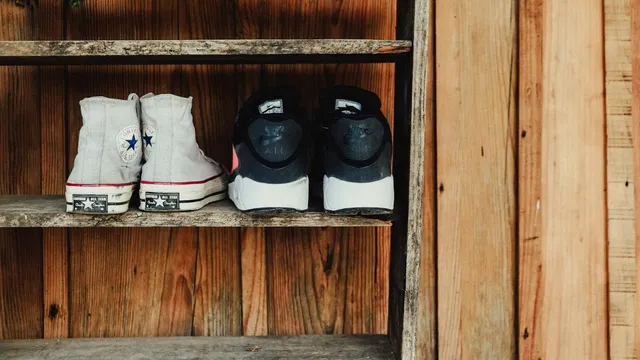 bengaluru-resident-fined-rs-24000-for-keeping-shoe-rack-in-corridor-pays-rs-15000-advance-for-future-penalties