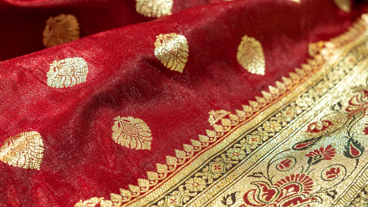 how-to-hand-wash-silk-clothes-at-home-a-step-by-step-guide-to-keep-your-fabric-looking-new
