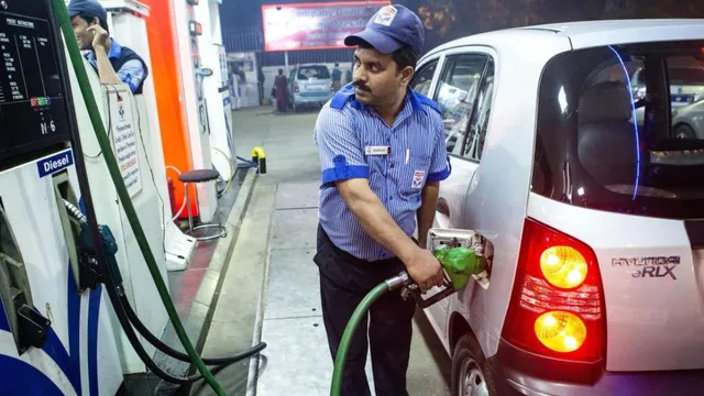 delhi-cracks-down-on-old-vehicles-fuel-to-be-denied-at-petrol-pumps-from-july-1