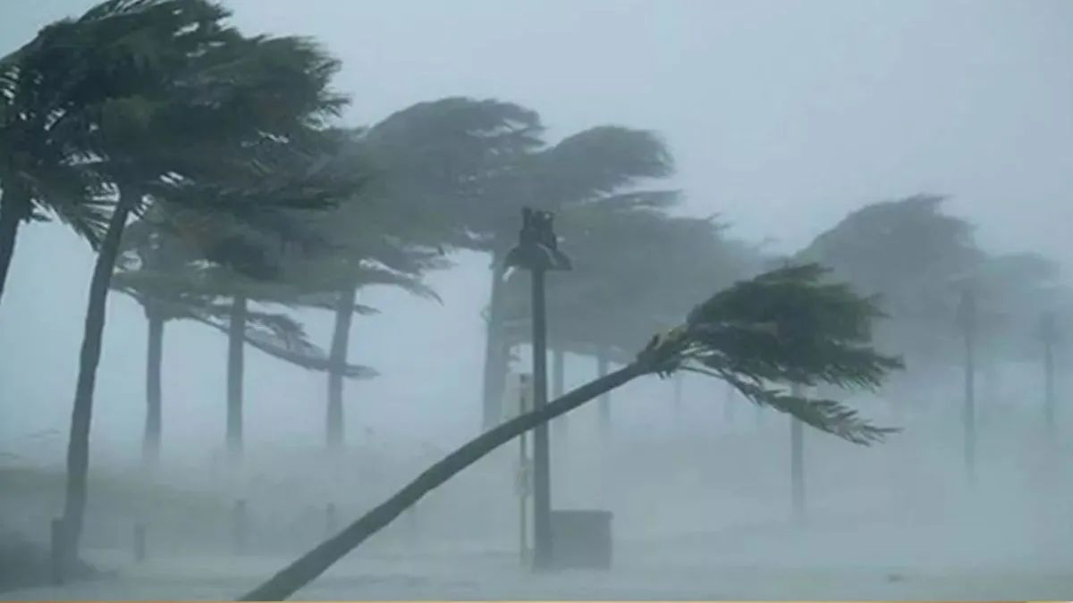 Gujarat Weather Forecast: Ahmedabad Braces For Cyclonic Effect Amid Excessive Heat, Thunderstorms, Heavy Rainfall Likely Across State