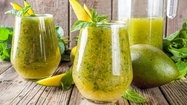 why-aam-panna-should-be-your-go-to-summer-drink-5-ways-it-boost-your-health