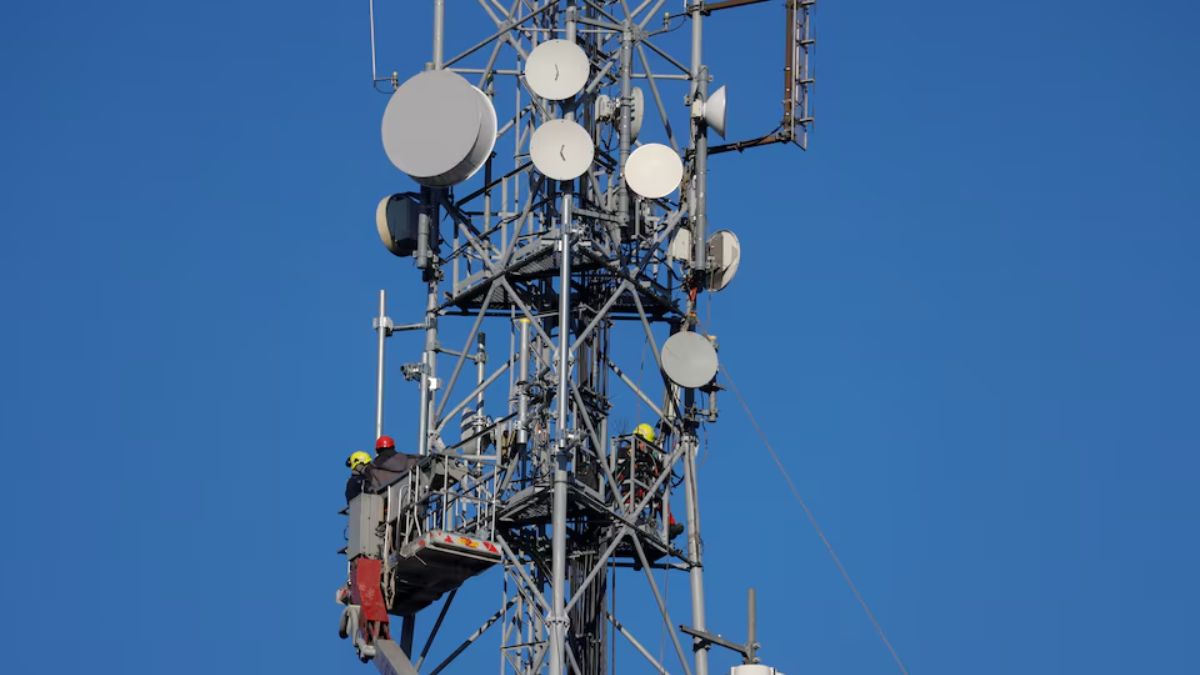 spain-hit-by-major-network-failure-phone-lines-go-down-across-regions-weeks-after-historic-blackout