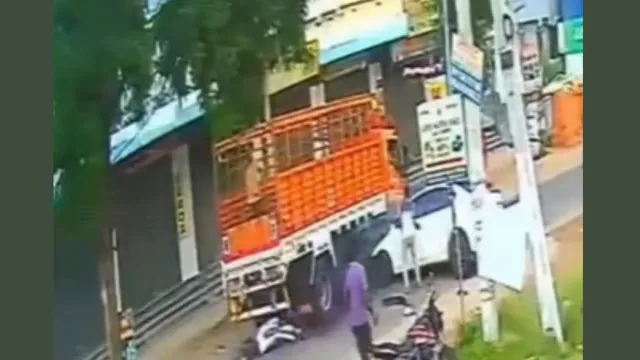 hyderabad-three-youths-killed-one-injured-in-highspeed-headon-collision-near-kuntloor