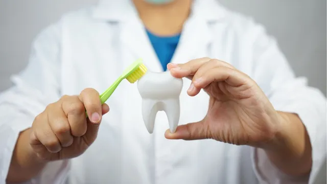 cavities-dry-mouth-in-summer-doctor-shares-tips-to-maintain-dental-health