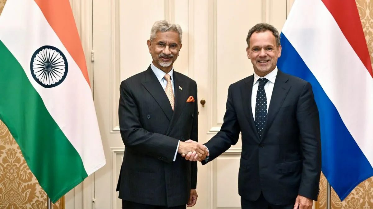 pakistani-army-sent-message-jaishankar-denies-us-role-in-ceasefire-between-india-and-pakistan