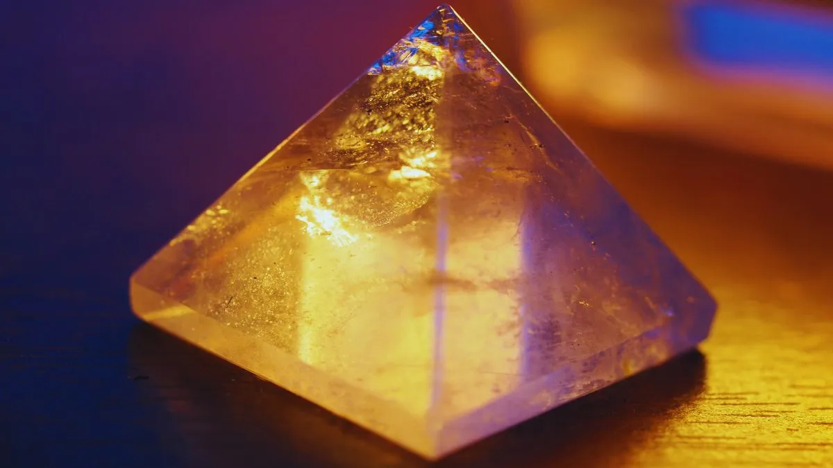 5-incredible-benefits-of-bringing-vastu-pyramid-at-your-home-prosperity-harmony-health-more