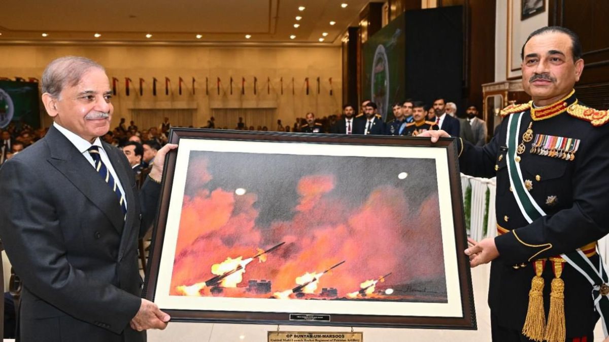 operation-fake-news-exposed-pakistan-caught-using-chinas-military-photo-to-celebrate-victory-sparks-global-mockery