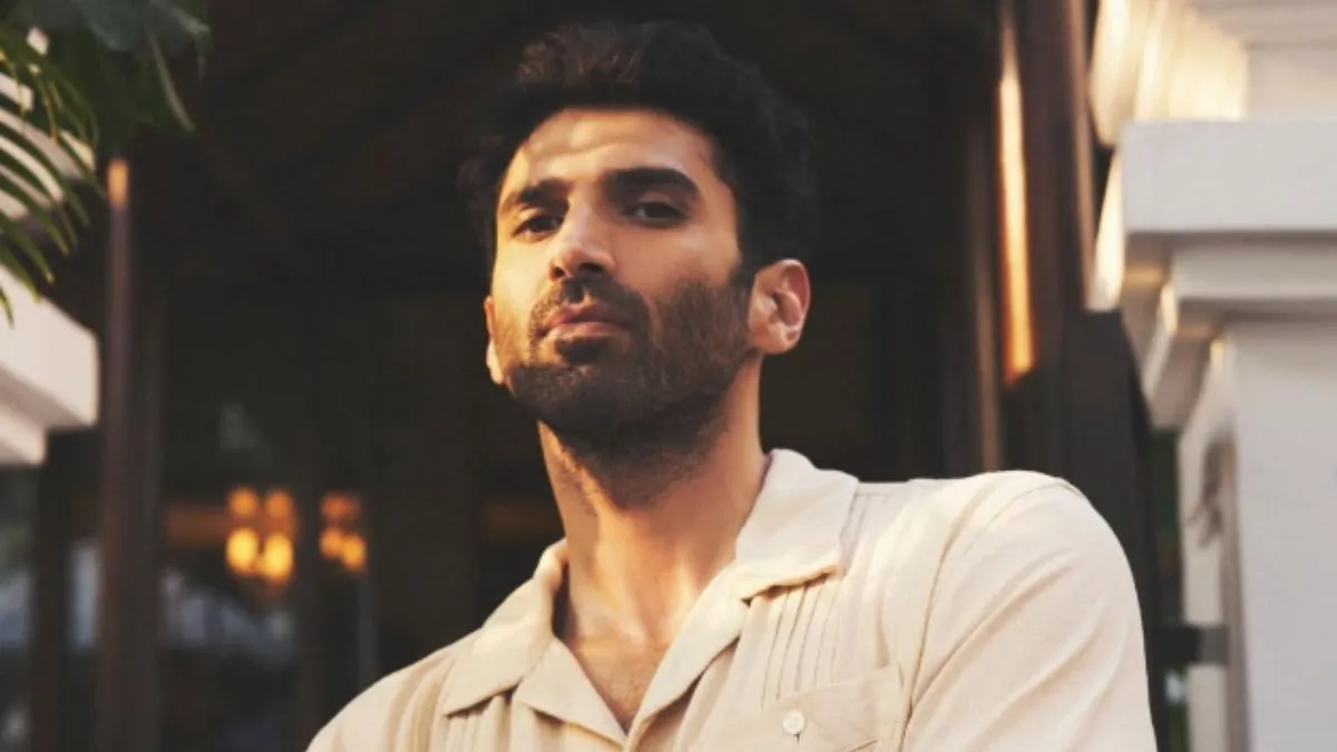 woman-detained-after-intruding-into-aditya-roy-kapur-residence-in-mumbai-report