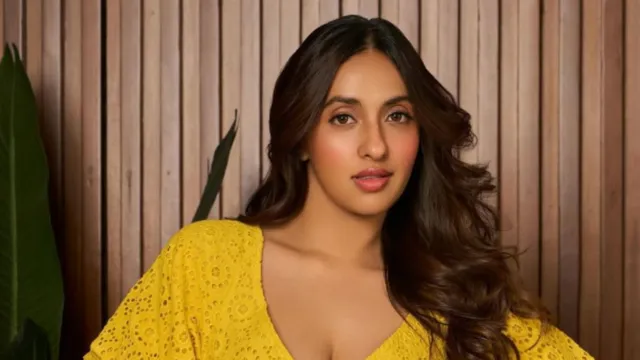 akansha-ranjan-kapoor-reveals-sitting-at-home-for-months-after-debut-movie-guilty-everything-went-silent