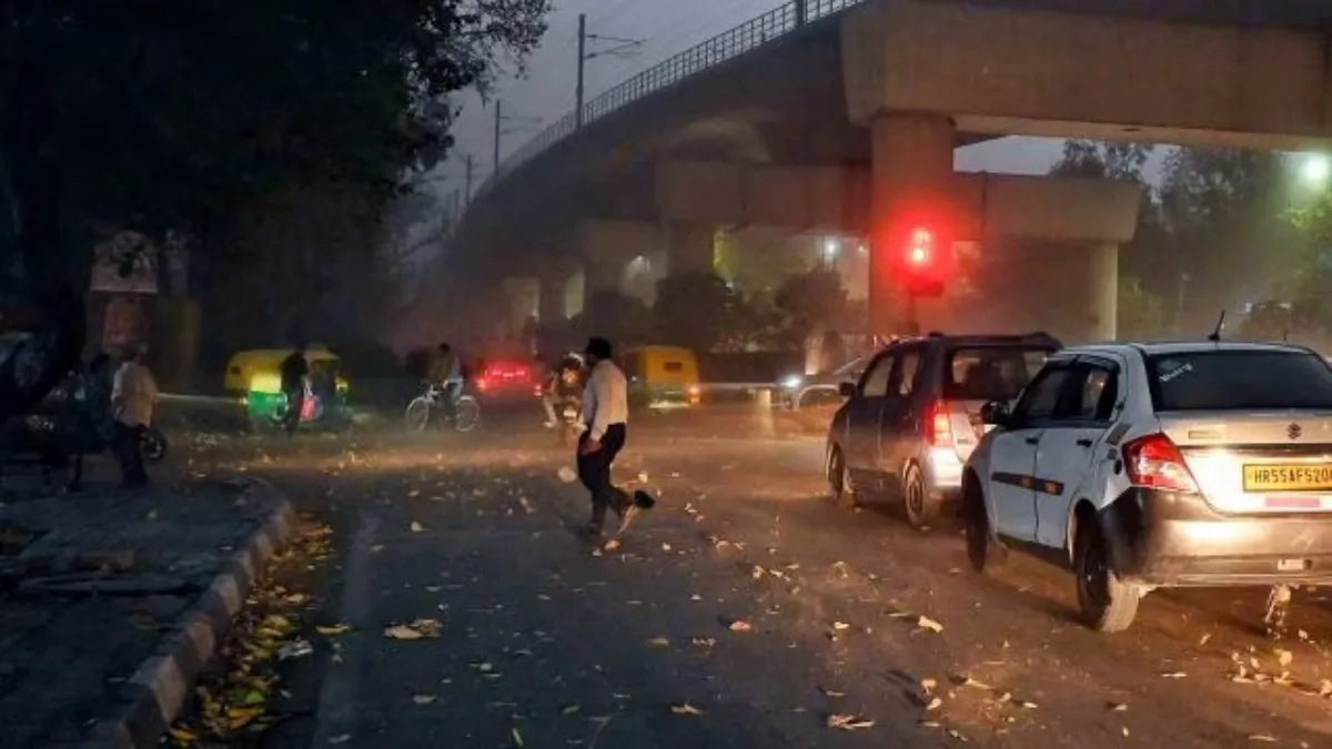 delhi-weather-update-thunderstorms-rain-expected-on-may-29-and-may-30-providing-respite-from-heat-imd-issues-yellow-alert