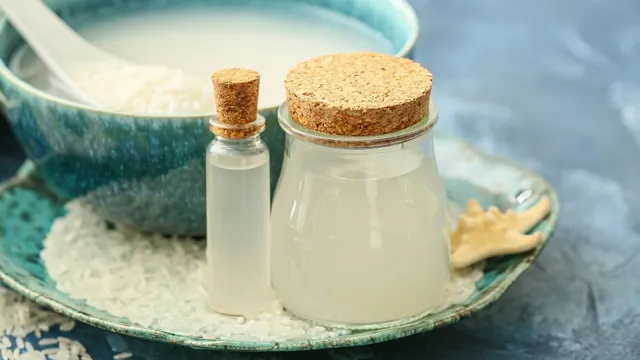 rice-water-beauty-secret-how-to-make-it-at-home-for-glowing-skin-and-healthy-hair