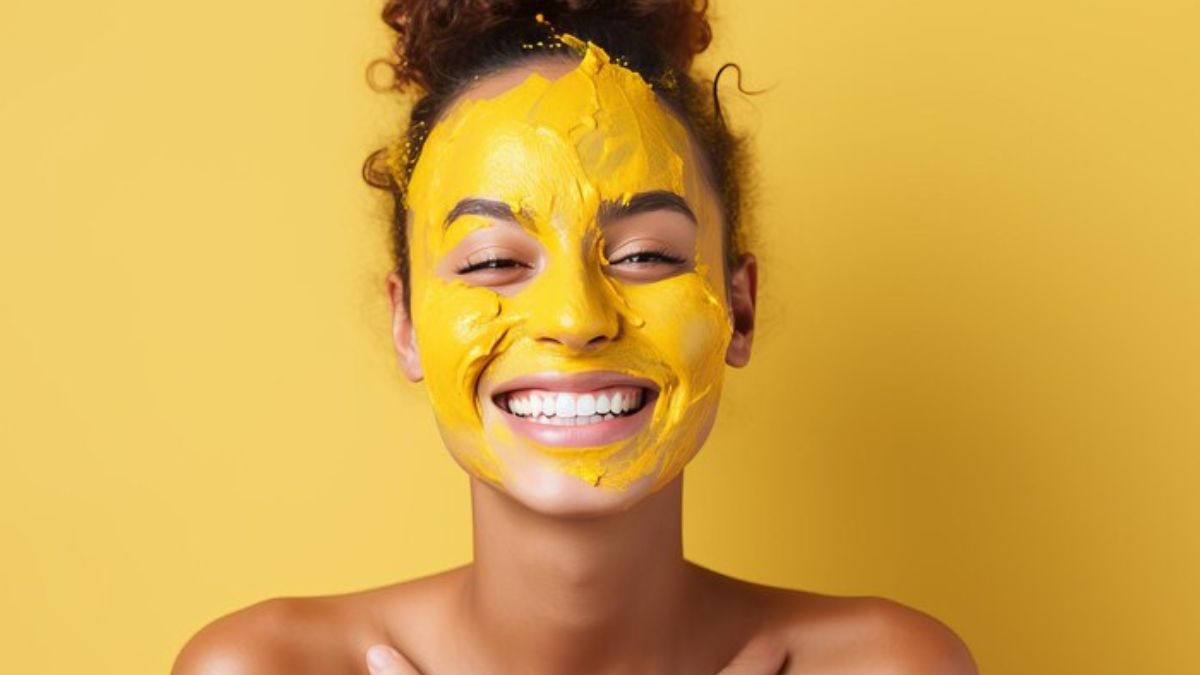 6 DIY Ways To Use Gram Flour At Home For Clear, Bright And Flawless Skin