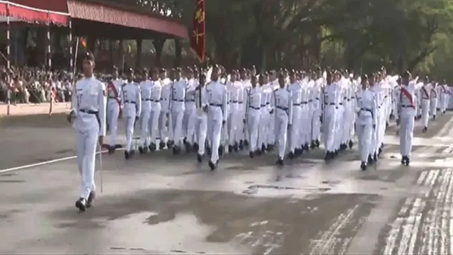 nari-sakti-first-batch-of-women-cadets-graduate-from-nda-in-landmark-passing-out-parade