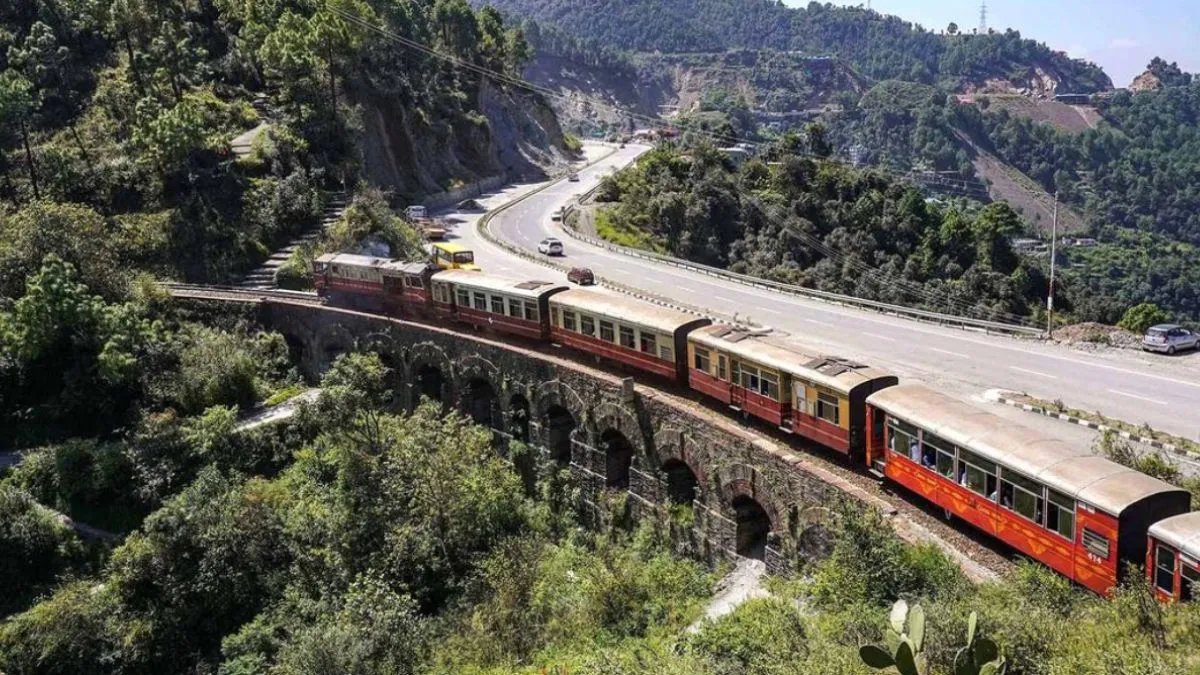 shimla-kalka-toy-train-services-partially-suspended-for-14-days-for-bridge-repair-work