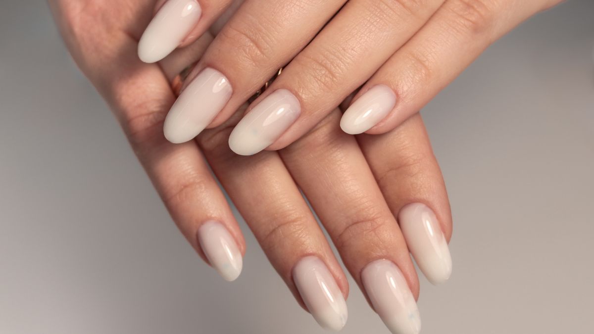 Want Longer Nails Fast? 6 Must-Try Tips For Nail Growth To Try At Home
