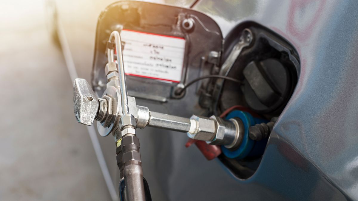 Govt Slashes Prices Of APM Gas For First Time In 2 Years