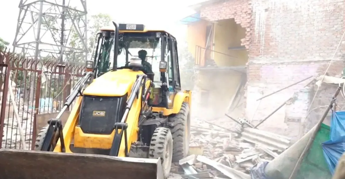 Madrasi Camp Demolition: 370 Shanties Razed In Delhi’s Jangpura After HC Orders Removal Of Encroachment Along Barapullah Drain